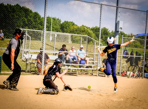 Softball GE — 17